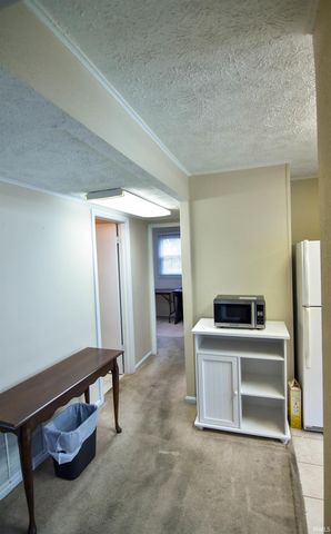 621 W Mill Road, Evansville, IN 47710