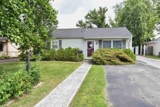 621 W Mill Road, Evansville, IN 47710
