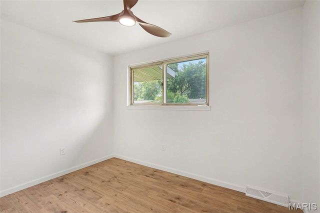 10434 Canfield Drive, St Louis, MO 63136