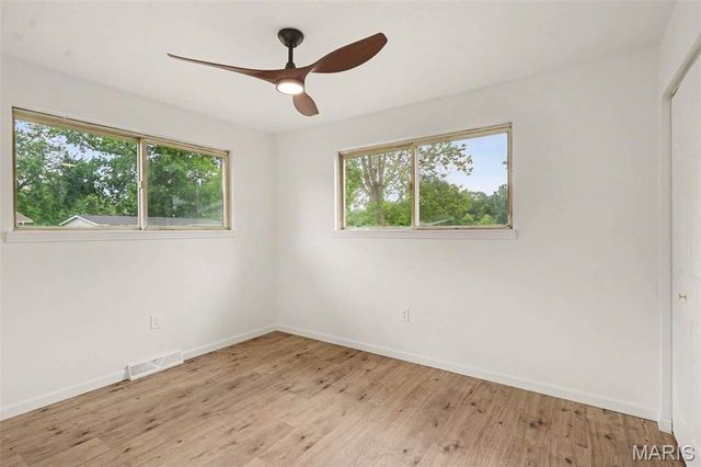 10434 Canfield Drive, St Louis, MO 63136