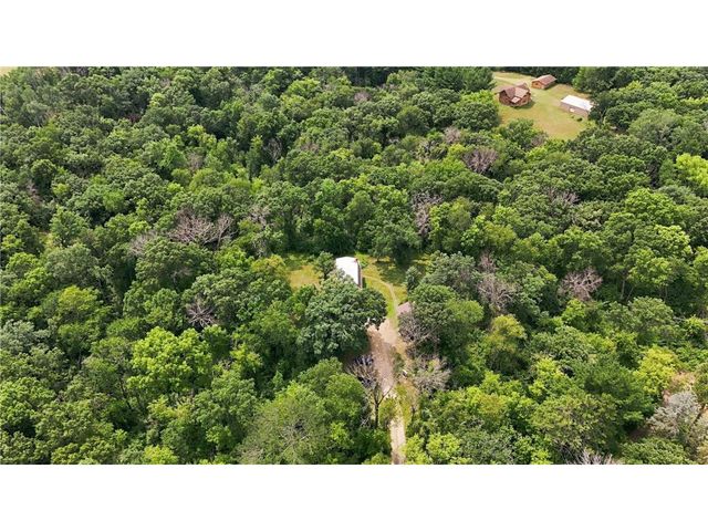 1174 Mckinley Drive, Hudson, WI 54016