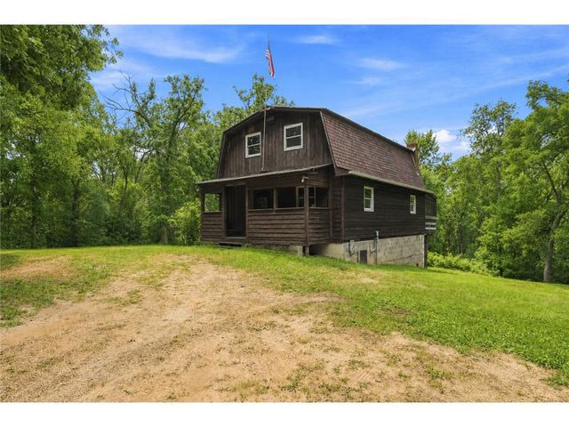 1174 Mckinley Drive, Hudson, WI 54016