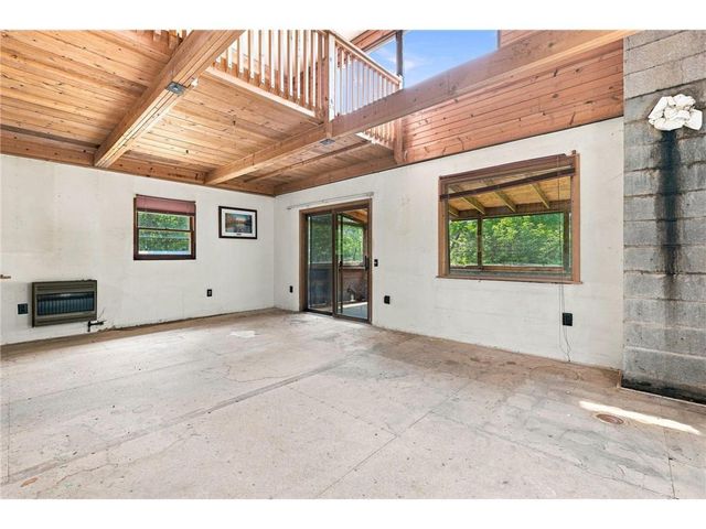 1174 Mckinley Drive, Hudson, WI 54016