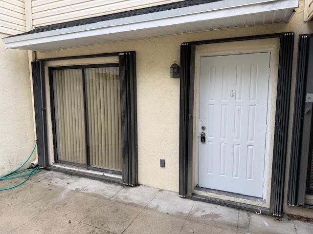 637 Executive Center Drive, West Palm Beach, FL 33401