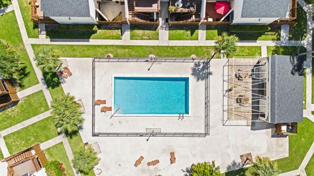 637 Executive Center Drive, West Palm Beach, FL 33401