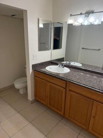 637 Executive Center Drive, West Palm Beach, FL 33401