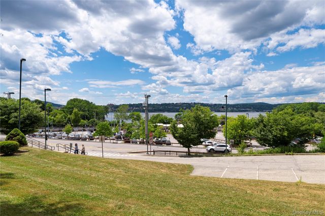 3 Hammond Plaza, Beacon, NY 12508