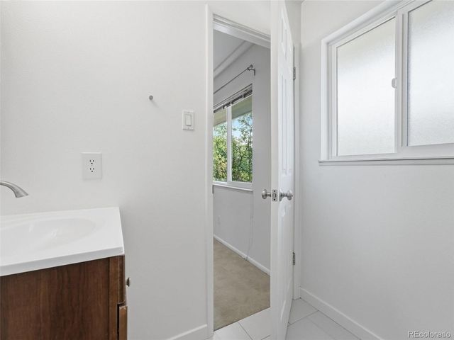 2249 S Yank Court, Lakewood, CO 80228