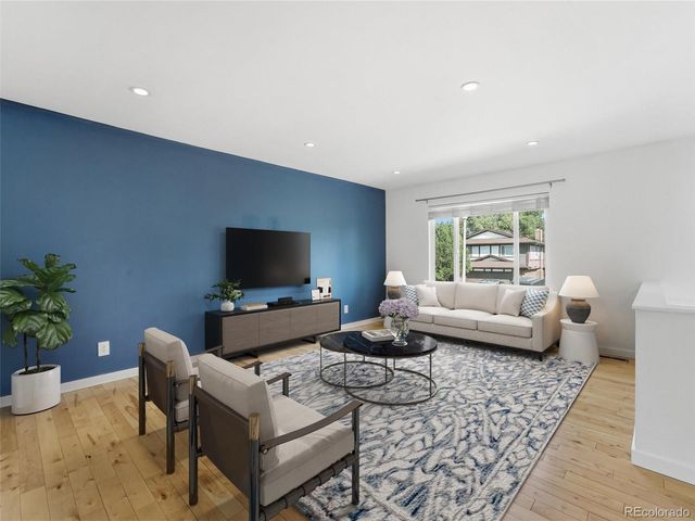 2249 S Yank Court, Lakewood, CO 80228