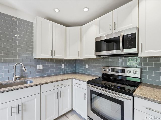 2249 S Yank Court, Lakewood, CO 80228
