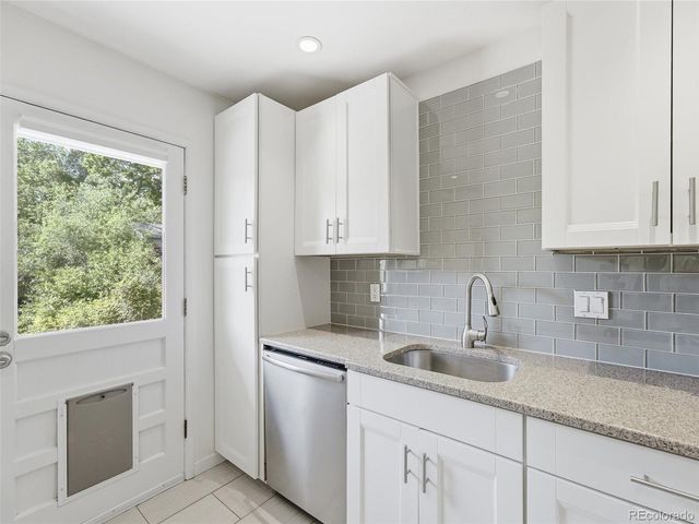 2249 S Yank Court, Lakewood, CO 80228