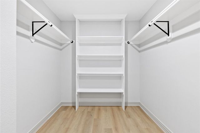 925 County Road 737b, Alvin, TX 77511