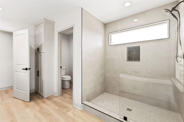 925 County Road 737b, Alvin, TX 77511