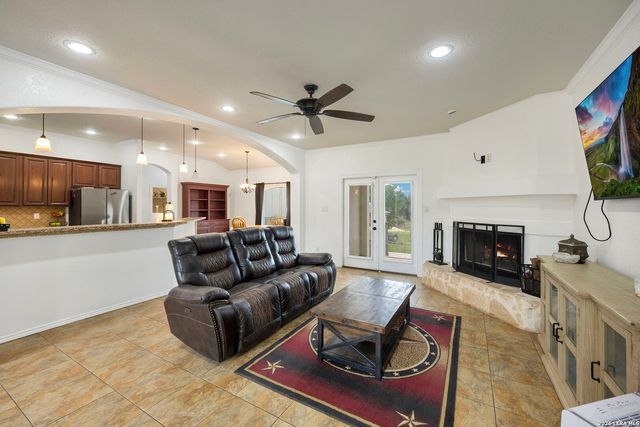 31621 RETAMA RDG, Bulverde, TX 78163