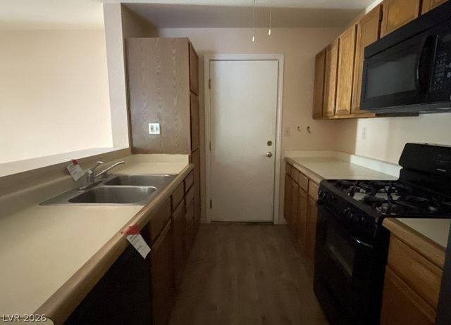 2641 South Durango Drive 102, Las Vegas, NV 89117