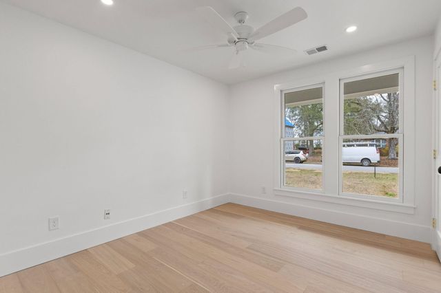 914 Cliffwood Drive, Mount Pleasant, SC 29464