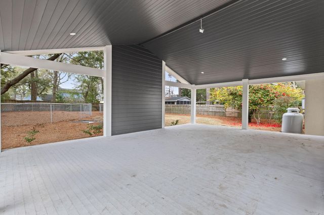 914 Cliffwood Drive, Mount Pleasant, SC 29464