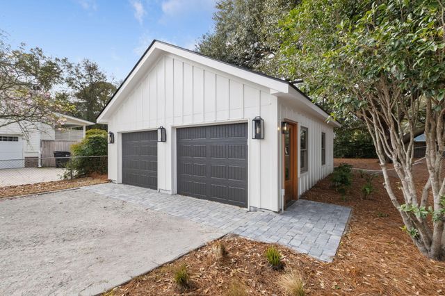 914 Cliffwood Drive, Mount Pleasant, SC 29464