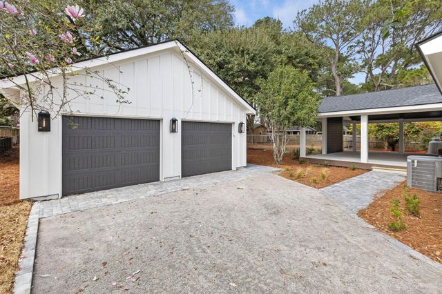 914 Cliffwood Drive, Mount Pleasant, SC 29464