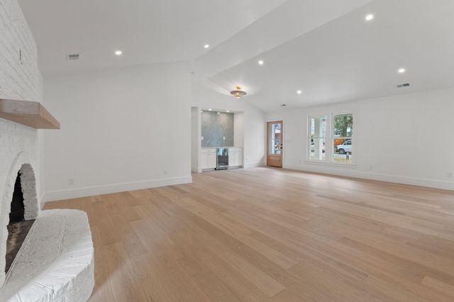 914 Cliffwood Drive, Mount Pleasant, SC 29464