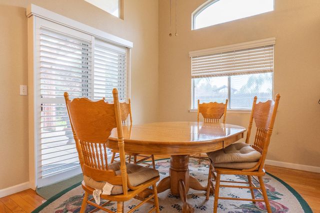 2302 E Rush Avenue, Fresno, CA 93730