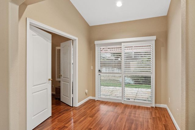 2302 E Rush Avenue, Fresno, CA 93730