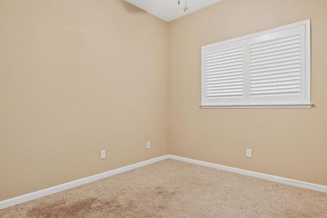 2302 E Rush Avenue, Fresno, CA 93730