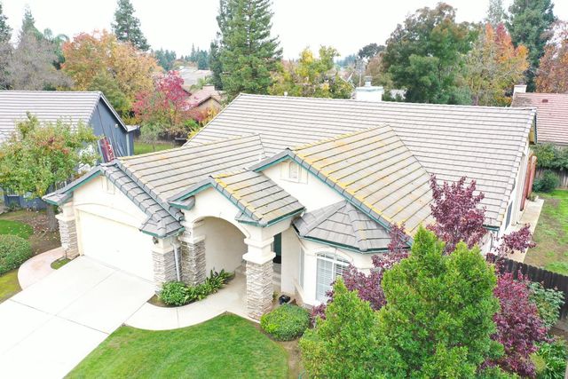 2302 E Rush Avenue, Fresno, CA 93730