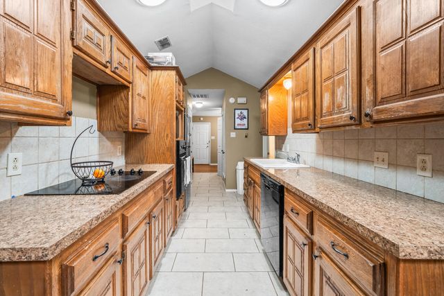 3102-3114 75th Street, Lubbock, TX 79423