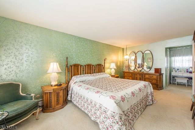 30 Clearfield Rd, Roxbury Twp., NJ 07876