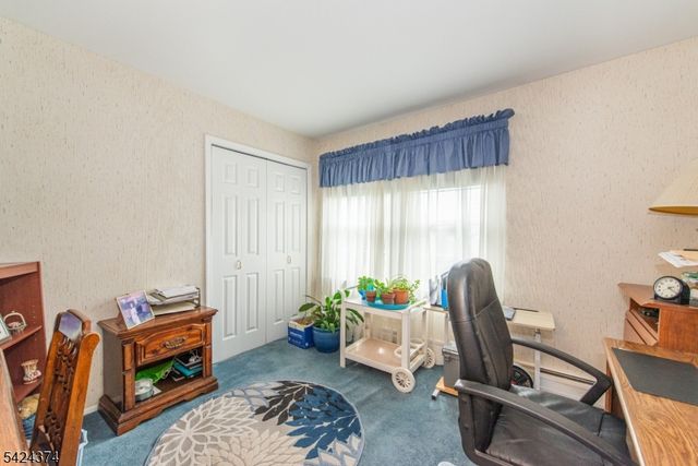 30 Clearfield Rd, Roxbury Twp., NJ 07876