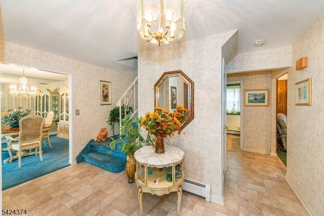 30 Clearfield Rd, Roxbury Twp., NJ 07876