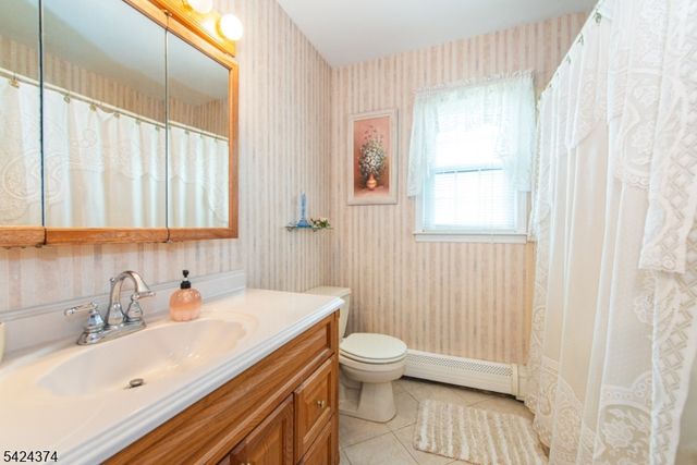 30 Clearfield Rd, Roxbury Twp., NJ 07876