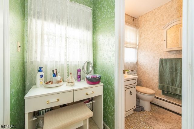 30 Clearfield Rd, Roxbury Twp., NJ 07876