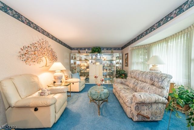 30 Clearfield Rd, Roxbury Twp., NJ 07876