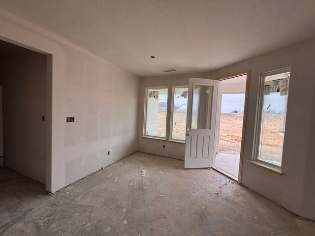 141 Moss Glen Lane, New Fairview, TX 76078