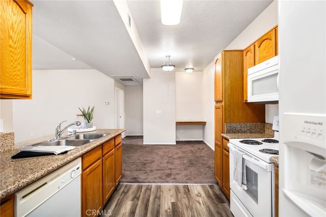 41410 Juniper Street 1721, Murrieta, CA 92562