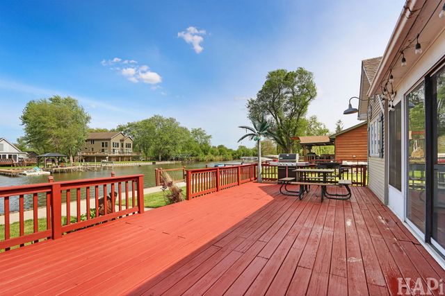 707 Kingston Boulevard, Mchenry, IL 60050