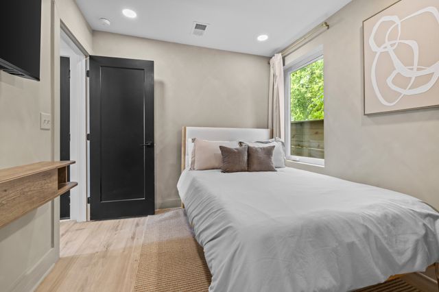 314 E Trinity Ln Apt 2, Nashville, TN 37207