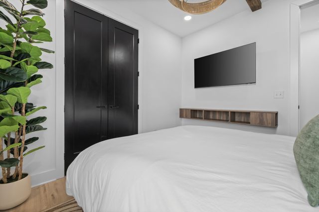 314 E Trinity Ln Apt 2, Nashville, TN 37207