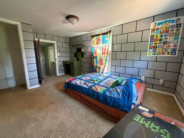 42 Moran Farm LN, Troutville, VA 24175