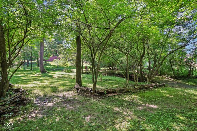 5528 State Road 144, Greenwood, IN 46143