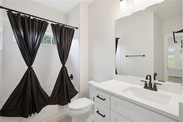 6021 Windsor Circle, Elon, NC 27244