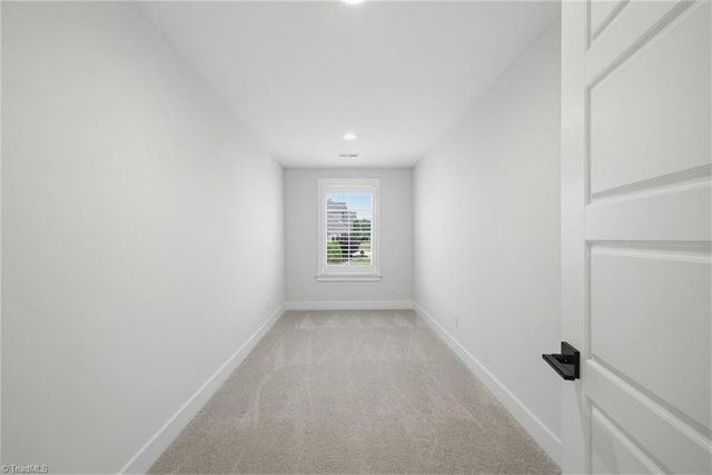 6021 Windsor Circle, Elon, NC 27244