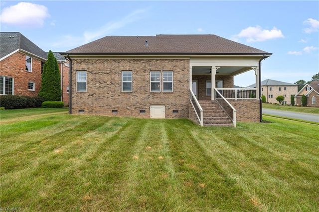6021 Windsor Circle, Elon, NC 27244