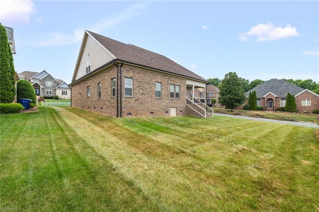 6021 Windsor Circle, Elon, NC 27244