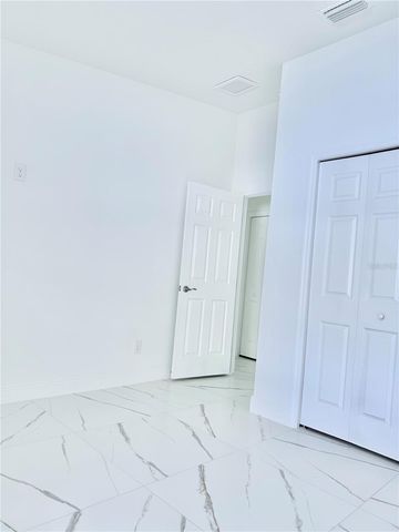 2911 E 20TH AVENUE, Tampa, FL 33605