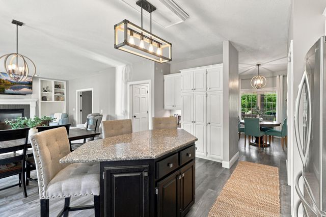 20365 Lake Ridge Drive, Prior Lake, MN 55372