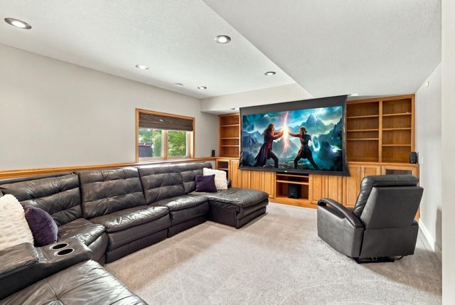 20365 Lake Ridge Drive, Prior Lake, MN 55372