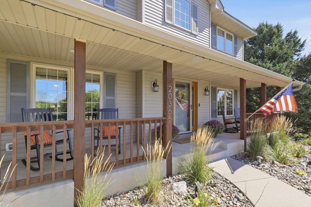 20365 Lake Ridge Drive, Prior Lake, MN 55372